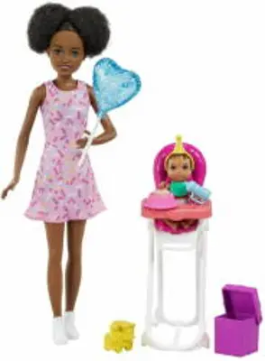 Mattel Barbie Skipper: Barna bőrű bébiszitter baba etetőszékkel (GRP41)