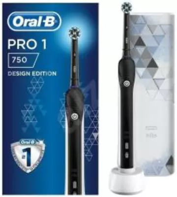 Oral-B PRO 750 elektromos fogkefe CrossAction fejjel, fehér + exkluzív útitok (10PO010285)