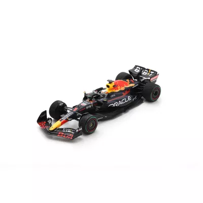 Oracle Red Bull Racing RB18 No.1 Max Verstappen Japan GP World Champion Model 1:43